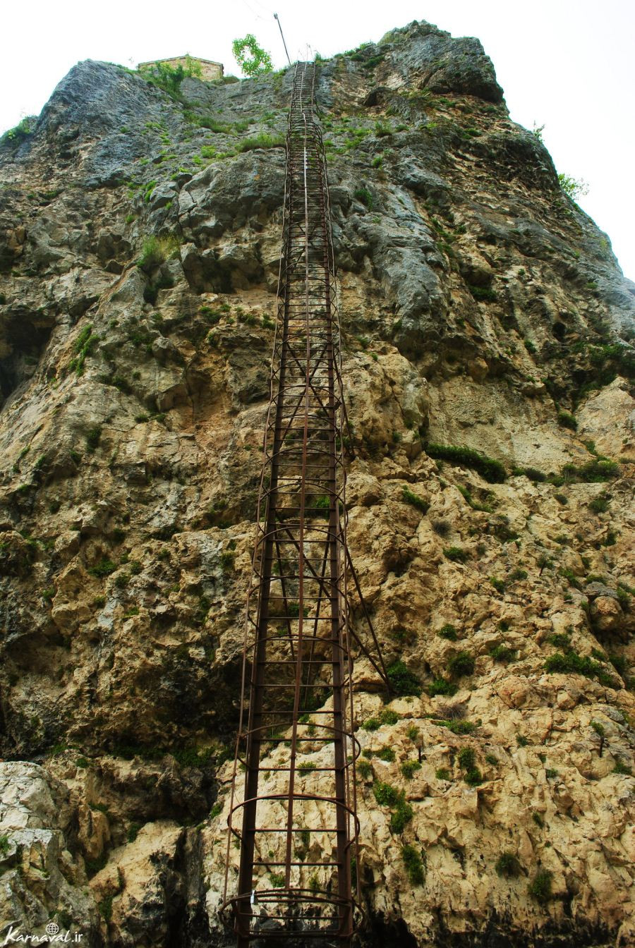 کلیسایی بالای ابرها-karnaval.ir11