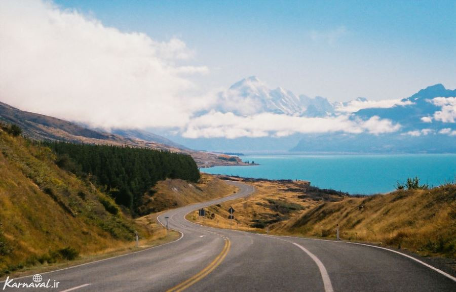 در راه پیش به سوی کوهستان Mt. Cook