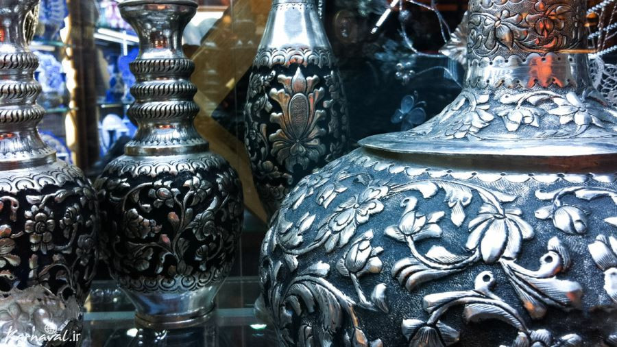 سوغات در بازارهای ایرانی