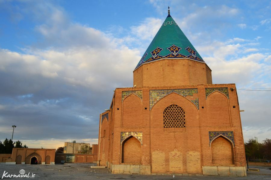 آرامگاه بابا رکن الدین
