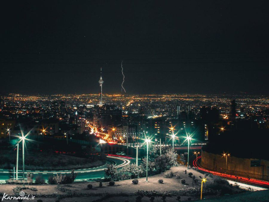 تهران در شب