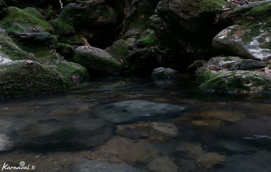 چشمه دمکش