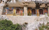 کلیساهای سنگی بلغارستان از نمای خارجی کلیساهای سنگی بلغارستان از نمای خارجی