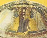 داخل کلیسای پاناگیا آنجلوکتیستیس داخل کلیسای پاناگیا آنجلوکتیستیس