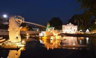 پارک مینی سیام پاتایا در شب پارک مینی سیام پاتایا در شب