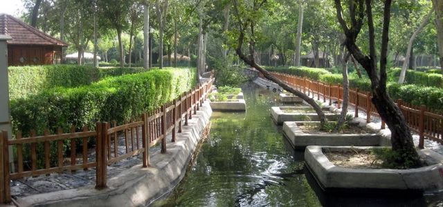 باغ پرندگان اصفهان باغ پرندگان اصفهان | Photo by : Unknown