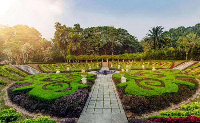 باغ پردانا کوالالامپور باغ پردانا کوالالامپور