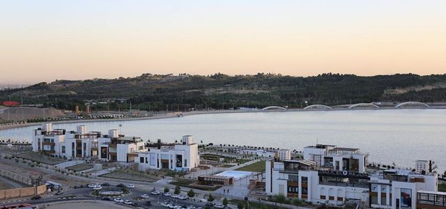 مجموعه بام لند در حال ساخت