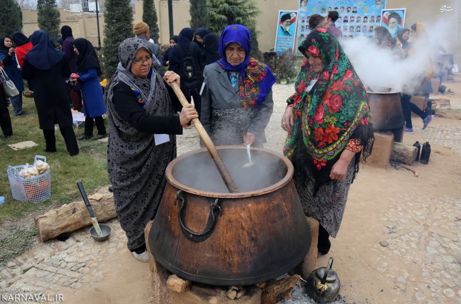 سمنو پزون