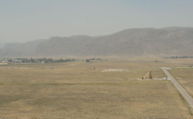 باغ پاسارگاد شیراز باغ پاسارگاد شیراز