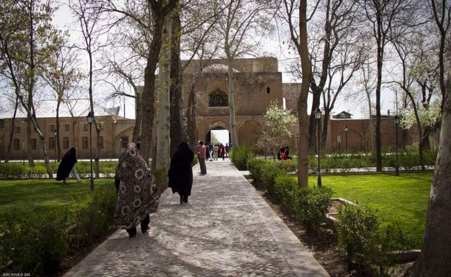 سردر عالی قاپو سردر عالی قاپو
