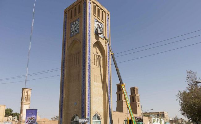 میدان ساعت یزد میدان ساعت یزد