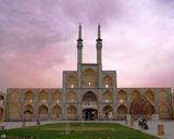 میدان امیرچخماق میدان امیرچخماق