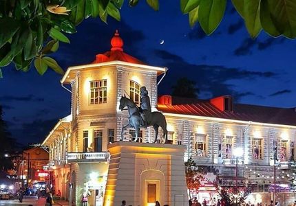 مجسمه میرزا کوچک خان