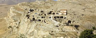 شهر سنگی اوپلیستسیخه گرجستان شهر سنگی اوپلیستسیخه گرجستان