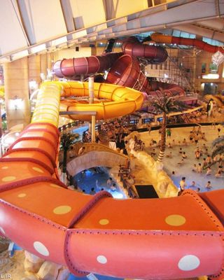 سرزمین موج های آبی سرزمین موج های آبی