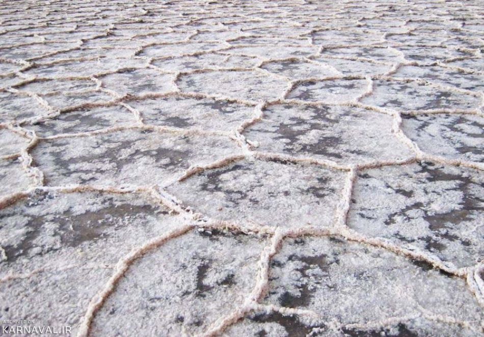 دریاچه نمک خور | Photo by : Unknown
