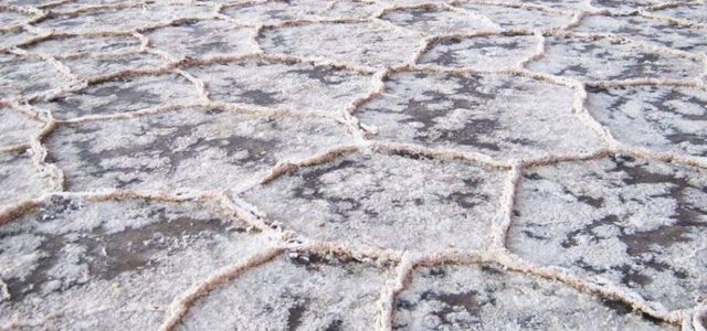 دریاچه نمک خور | Photo by : Unknown