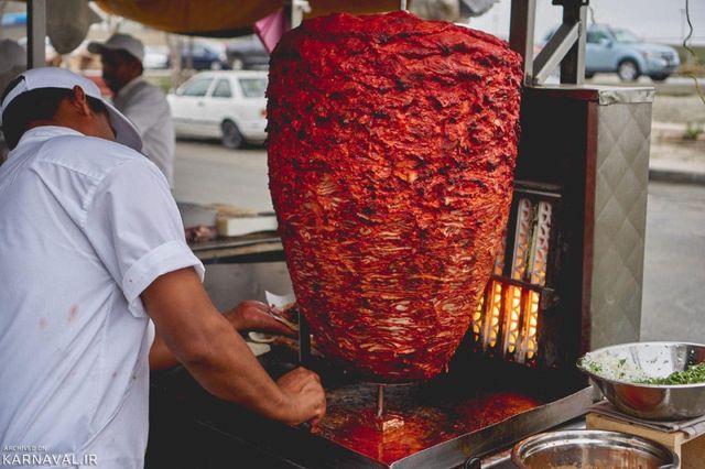 ال پستور غذای مکزیکی | Photo by : Jose Alvarez