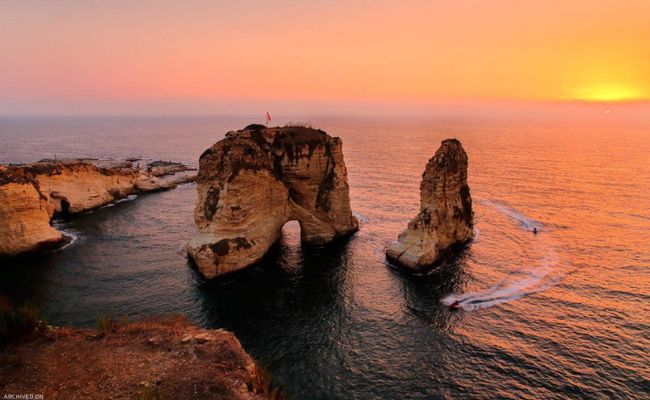 صخره های روشه لبنان صخره های روشه لبنان