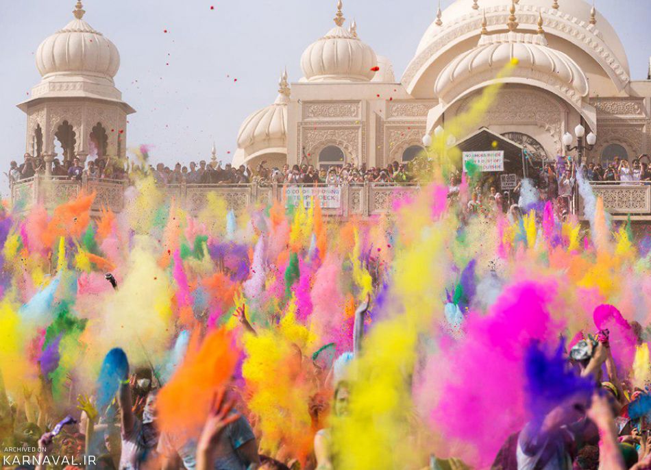 رنگ بازی جشن هولی هندوستان | Photo by : Chris Chabot