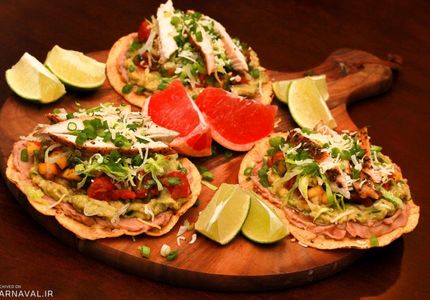 توستاداس غذای مکزیکی | Photo by : Dina Balanuta