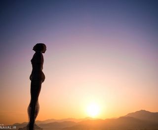 مجسمه علی و نینو باتومی مجسمه علی و نینو باتومی