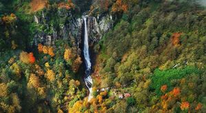 آبشار لاتون آبشار لاتون