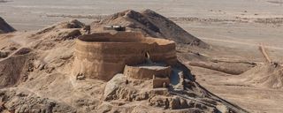 برج های سکوت یزد برج های سکوت یزد