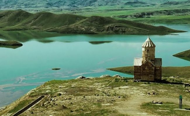 کلیسای زور زور ماکو کلیسای زور زور ماکو