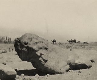 شیر سنگی همدان شیر سنگی همدان