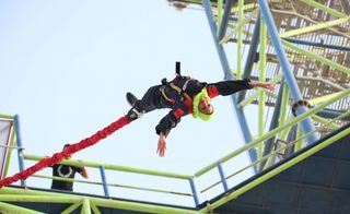 بانجی جامپینگ کیش بانجی جامپینگ کیش