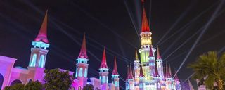 قلعه لند آو لجندز قلعه لند آو لجندز