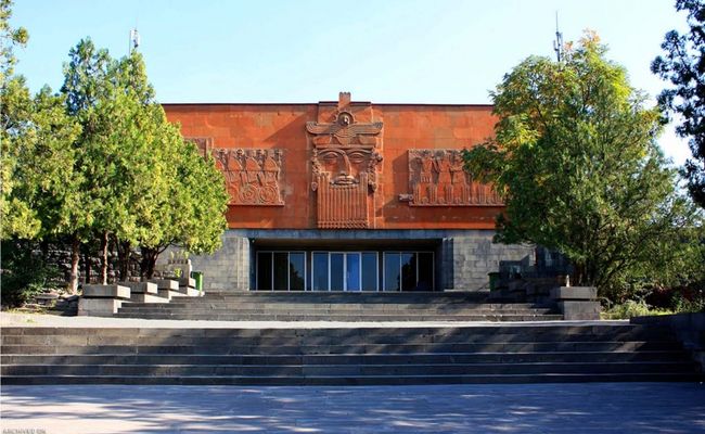 قلعه موزه اربونی ارمنستان قلعه موزه اربونی ارمنستان