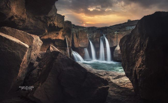 آبشار افرینه آبشار افرینه