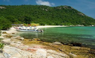 جزیره بامبو پاتایا جزیره بامبو پاتایا