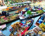 بازار شناور دامنئون سادوئاک بازار شناور دامنئون سادوئاک