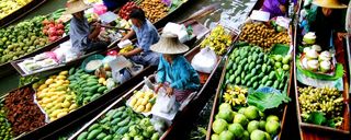 بازار شناور دامنئون سادوئاک بازار شناور دامنئون سادوئاک