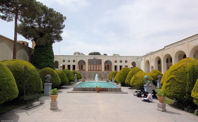 موزه هنرهای معاصر اصفهان موزه هنرهای معاصر اصفهان