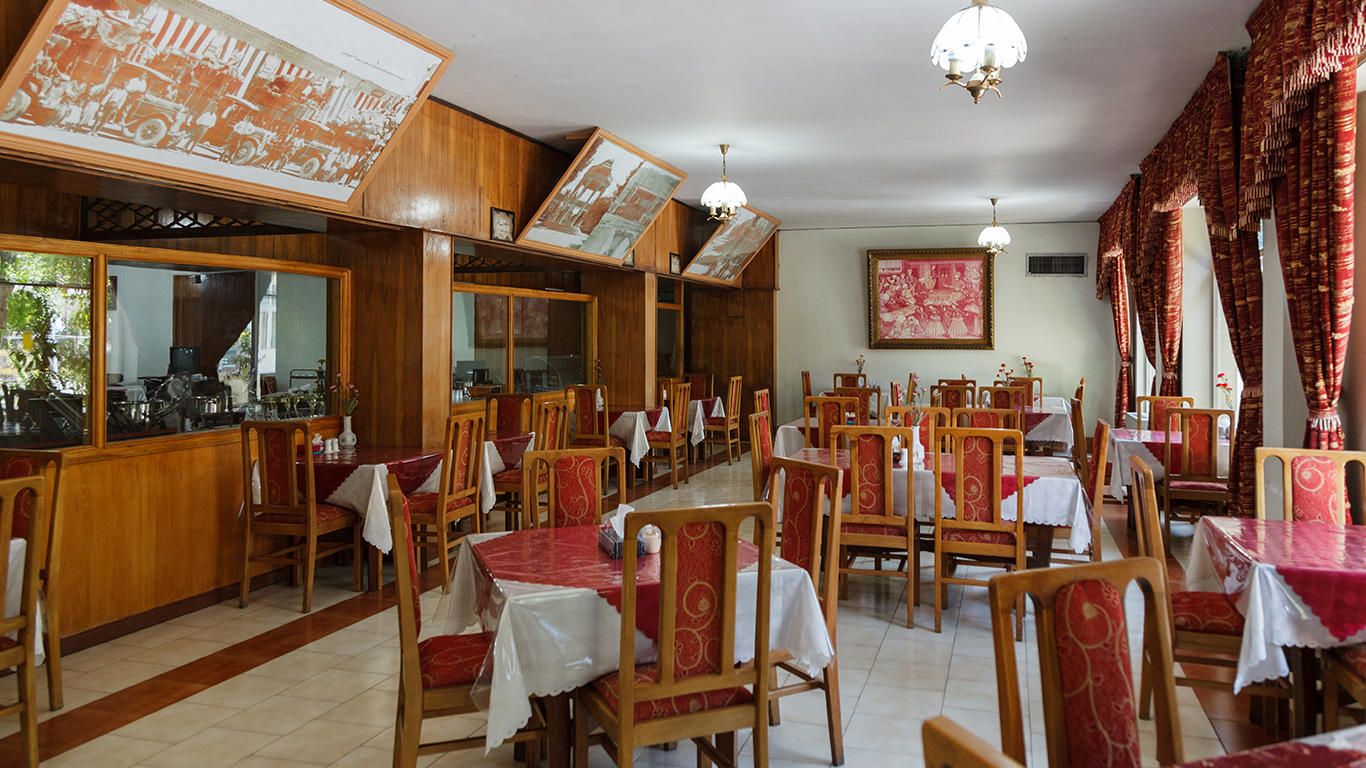 https://media.karnaval.ir/uploads/2019/11/14098_05423e8d-9394-4b03-887b-a3311a23275a.jpeg
