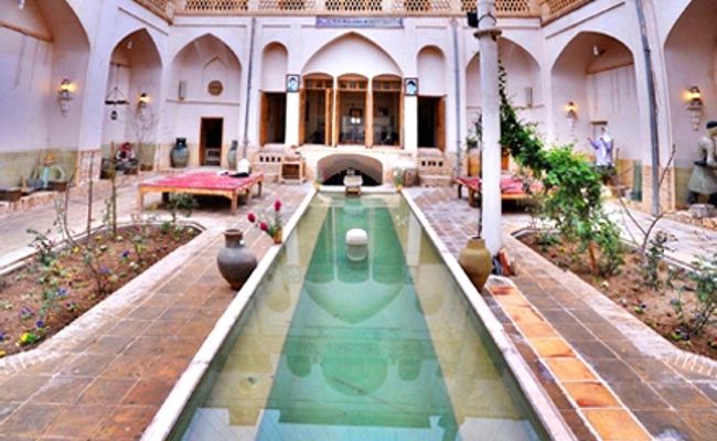 خانه تاریخی تاج خانه تاریخی تاج