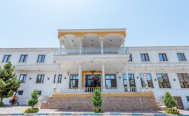 هتل گلستان قمصر کاشان هتل گلستان قمصر کاشان