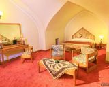 هتل لاله بیستون کرمانشاه هتل لاله بیستون کرمانشاه