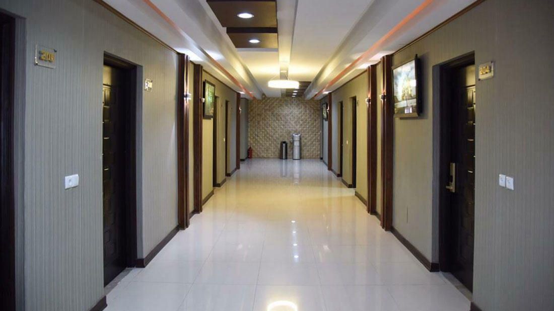https://media.karnaval.ir/uploads/2020/0/26693_5bef5e89-1ad1-4ddb-95a3-789bc45822c1.jpeg