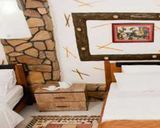 هتل کمال الملک نیشابور (در حال بازسازی) هتل کمال الملک نیشابور (در حال بازسازی)