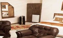 هتل کمال الملک نیشابور (در حال بازسازی) هتل کمال الملک نیشابور (در حال بازسازی)