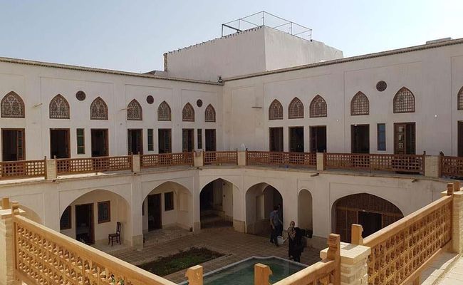 هتل خانه مرشدی 2 (ادیب) کاشان هتل خانه مرشدی 2 (ادیب) کاشان