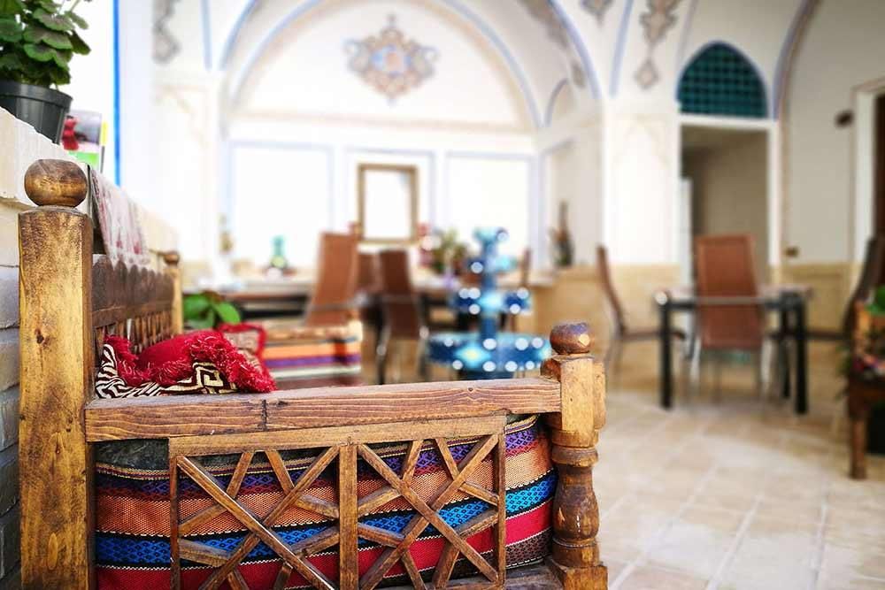 هتل سنتی آمیرزا کاشان