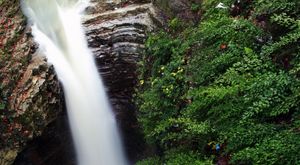 آبشار ویسادار آبشار ویسادار