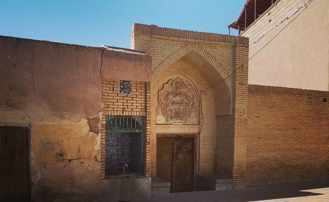 آرامگاه دارالبطیخ (خواجه نظام الملک) آرامگاه دارالبطیخ (خواجه نظام الملک)